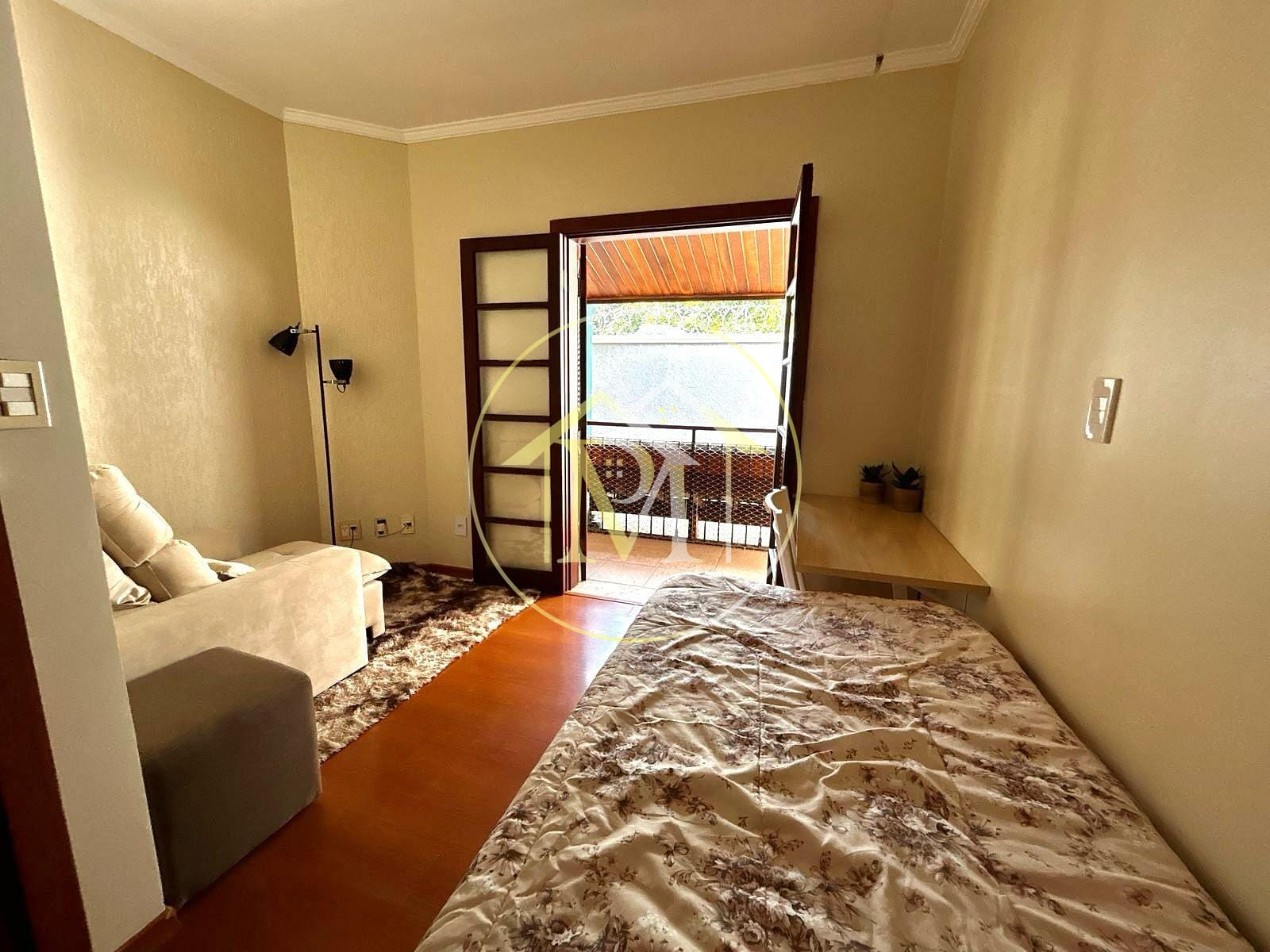 Casa à venda com 3 quartos, 145m² - Foto 11