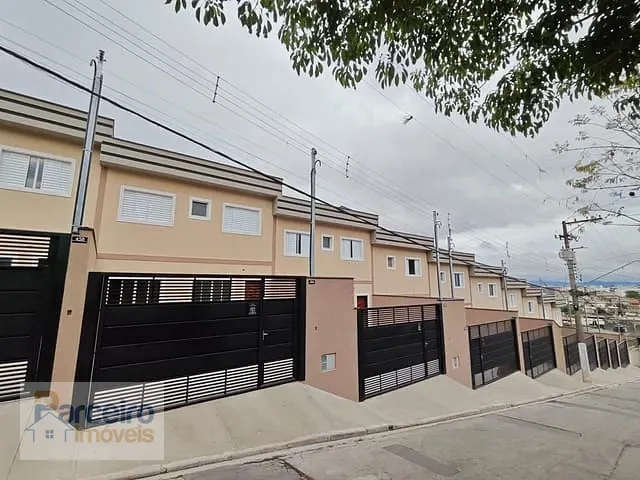 Casa 2 quartos e 1 banheiro, à venda, no bairro Vila Aurea em São Paulo