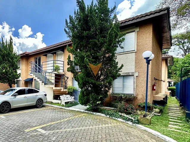 Casa 2 quartos e 2 banheiros, à venda, no bairro Jardim Torino em Cotia