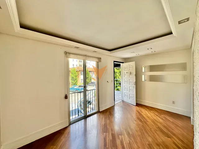 Casa 2 quartos e 2 banheiros, à venda, no bairro Jardim Torino em Cotia