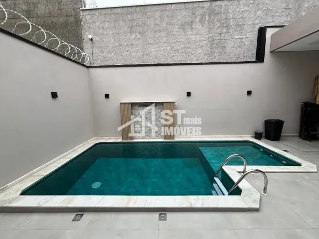 Casa com 200m² 3 quartos e 2 banheiros, à venda, no bairro Jardim Lima em Andradas