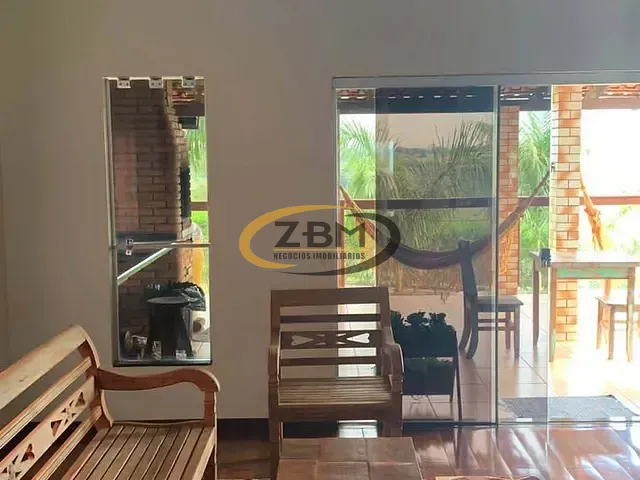 Casa com 2500m² 4 quartos e 5 banheiros, à venda, no bairro Ibiporã em Ibiporã