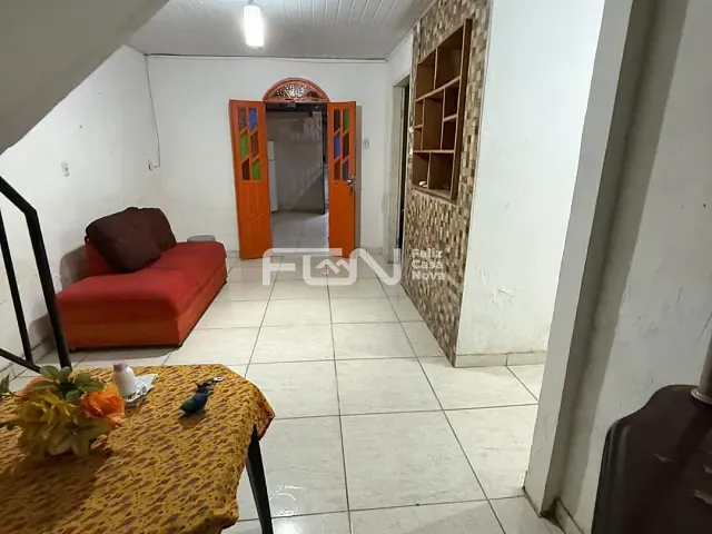 Casa 2 quartos e 2 banheiros, à venda ou para alugar, no bairro Alto da Cruz em Camaçari