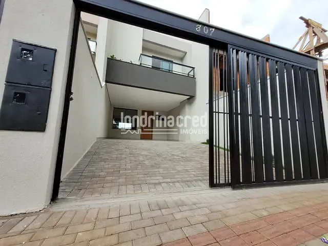 Casa com 133m², à venda, no bairro Sabará I em Londrina