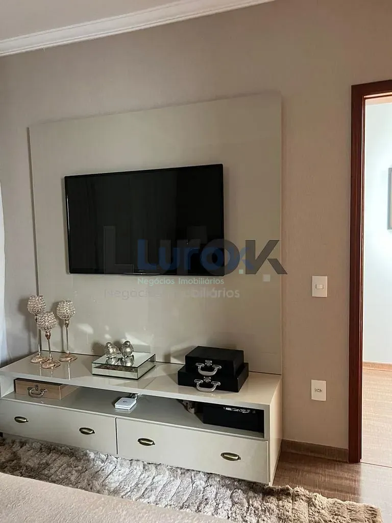 Casa, 3 quartos, 330 m² - Foto 34