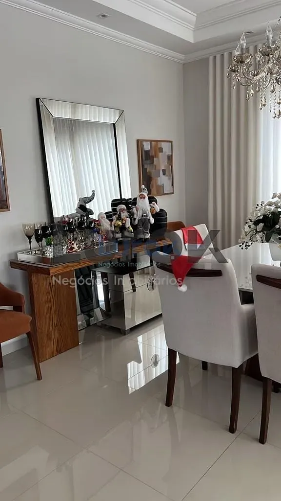 Casa, 3 quartos, 330 m² - Foto 5