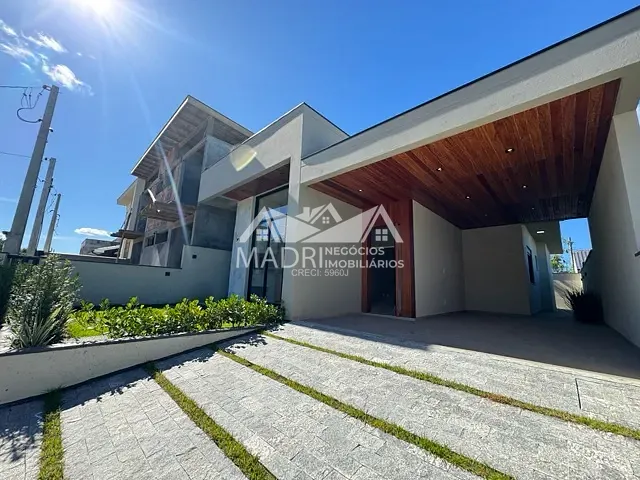 Casa com 200m² 3 quartos e 1 banheiro, à venda, no bairro Forquilhas em São José
