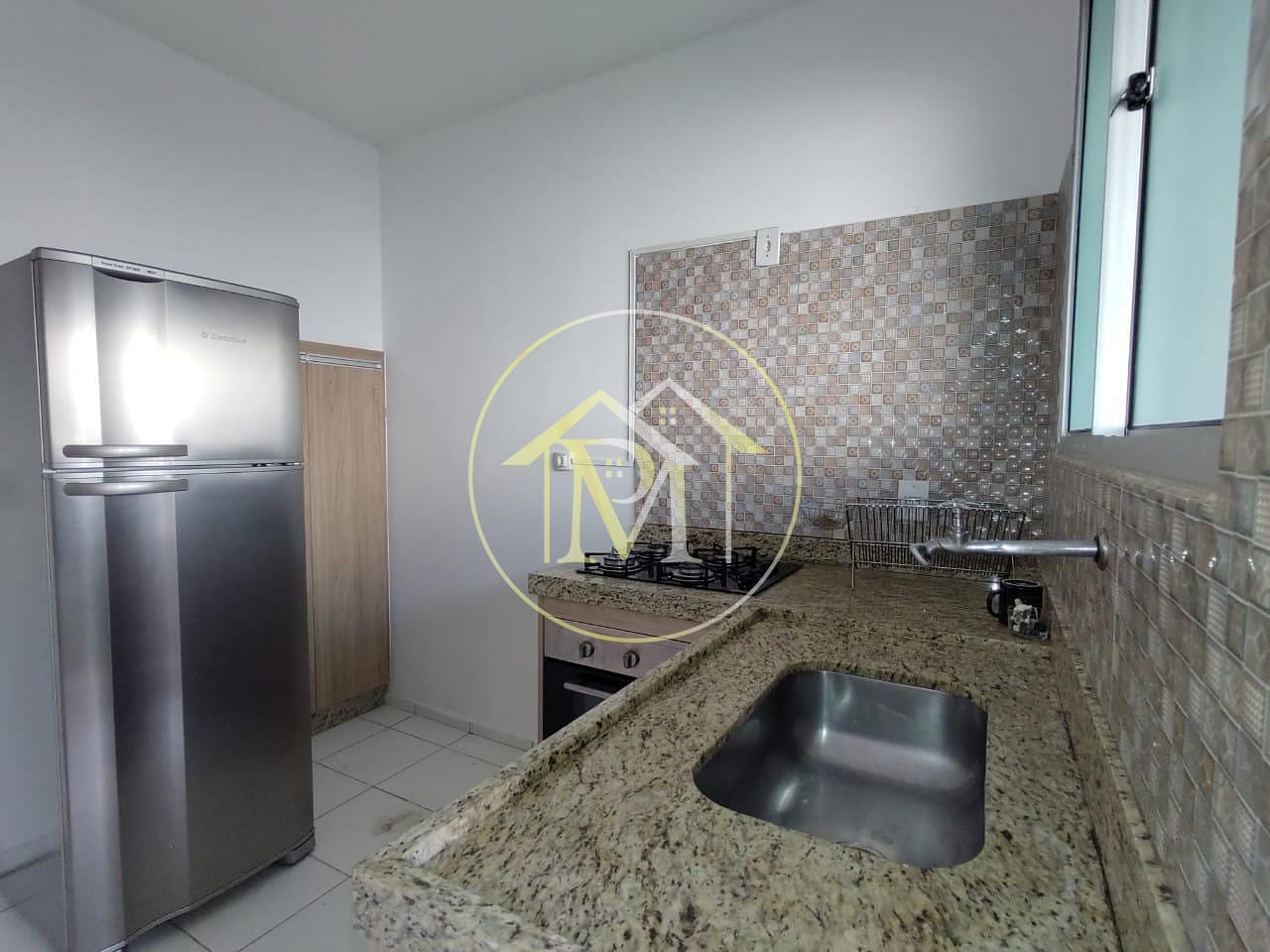 Casa para alugar com 3 quartos, 120m² - Foto 14