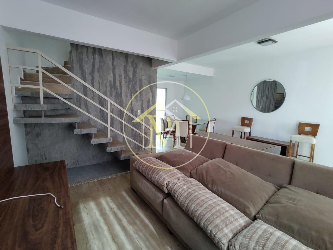 Casa para alugar com 3 quartos, 120m² - Foto 1
