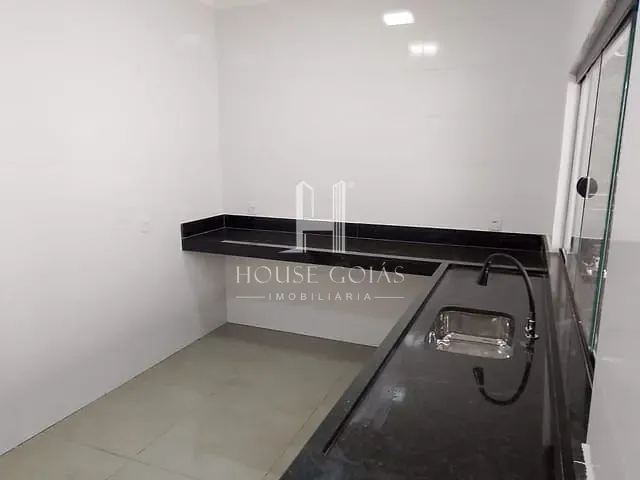 Casa com 180m² 2 quartos e 1 banheiro, à venda, no bairro Jardim Alto Paraíso em Aparecida de Goiânia