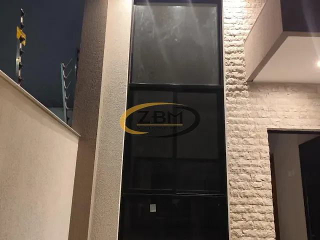 Casa com 250m² 3 quartos e 1 banheiro, à venda, no bairro Loteamento Chamonix em Londrina