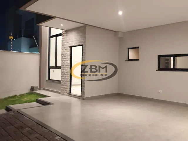 Casa com 250m² 3 quartos e 1 banheiro, à venda, no bairro Loteamento Chamonix em Londrina