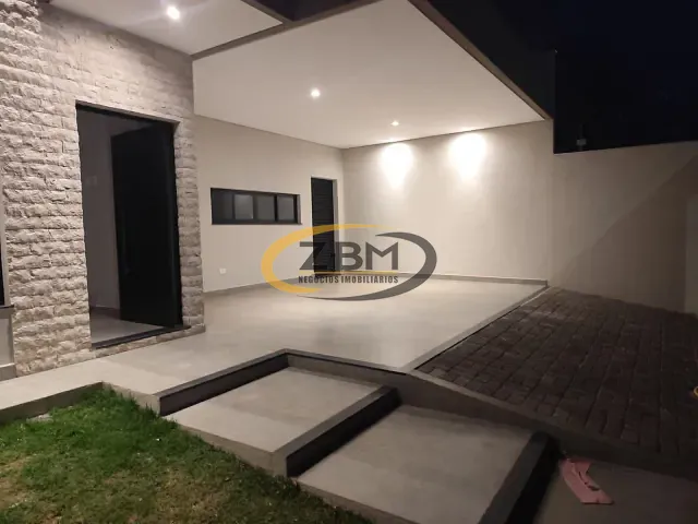 Casa com 250m² 3 quartos e 1 banheiro, à venda, no bairro Loteamento Chamonix em Londrina