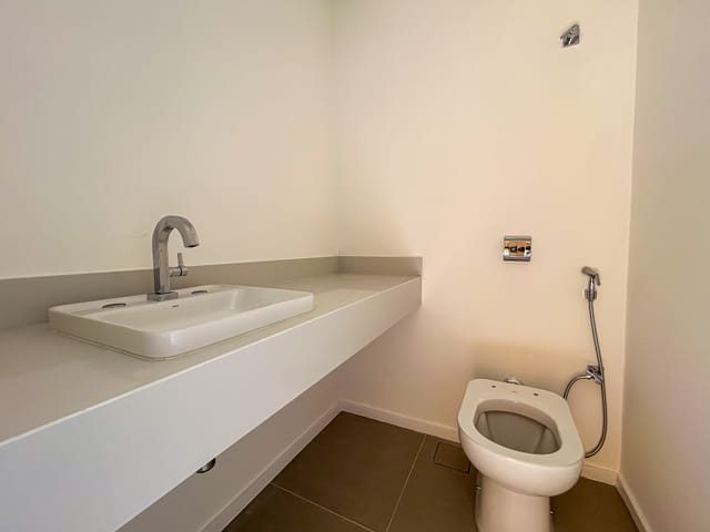 Casa com 338m² 4 quartos e 6 banheiros, à venda, no bairro Barra da Tijuca em Rio de Janeiro