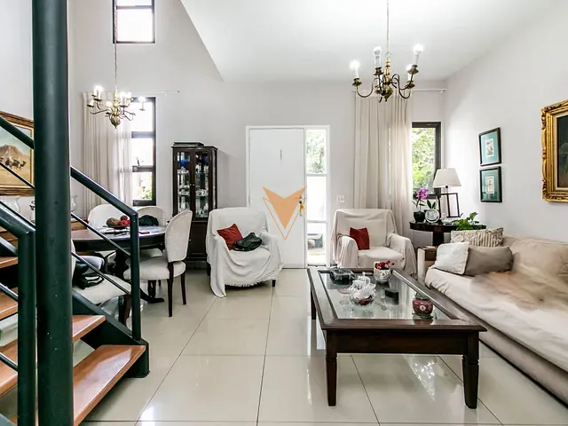 Casa 3 quartos e 2 banheiros, à venda, no bairro Granja Viana em Cotia