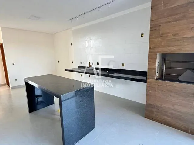 Casa com 254m² 3 quartos e 3 banheiros, à venda, no bairro Dos Guedes em Tremembé