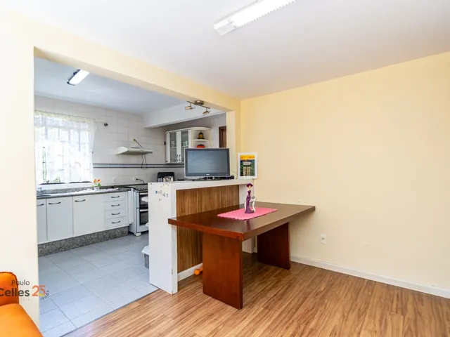 Casa com 408m² 3 quartos e 5 banheiros, à venda, no bairro Jardim das Américas em Curitiba