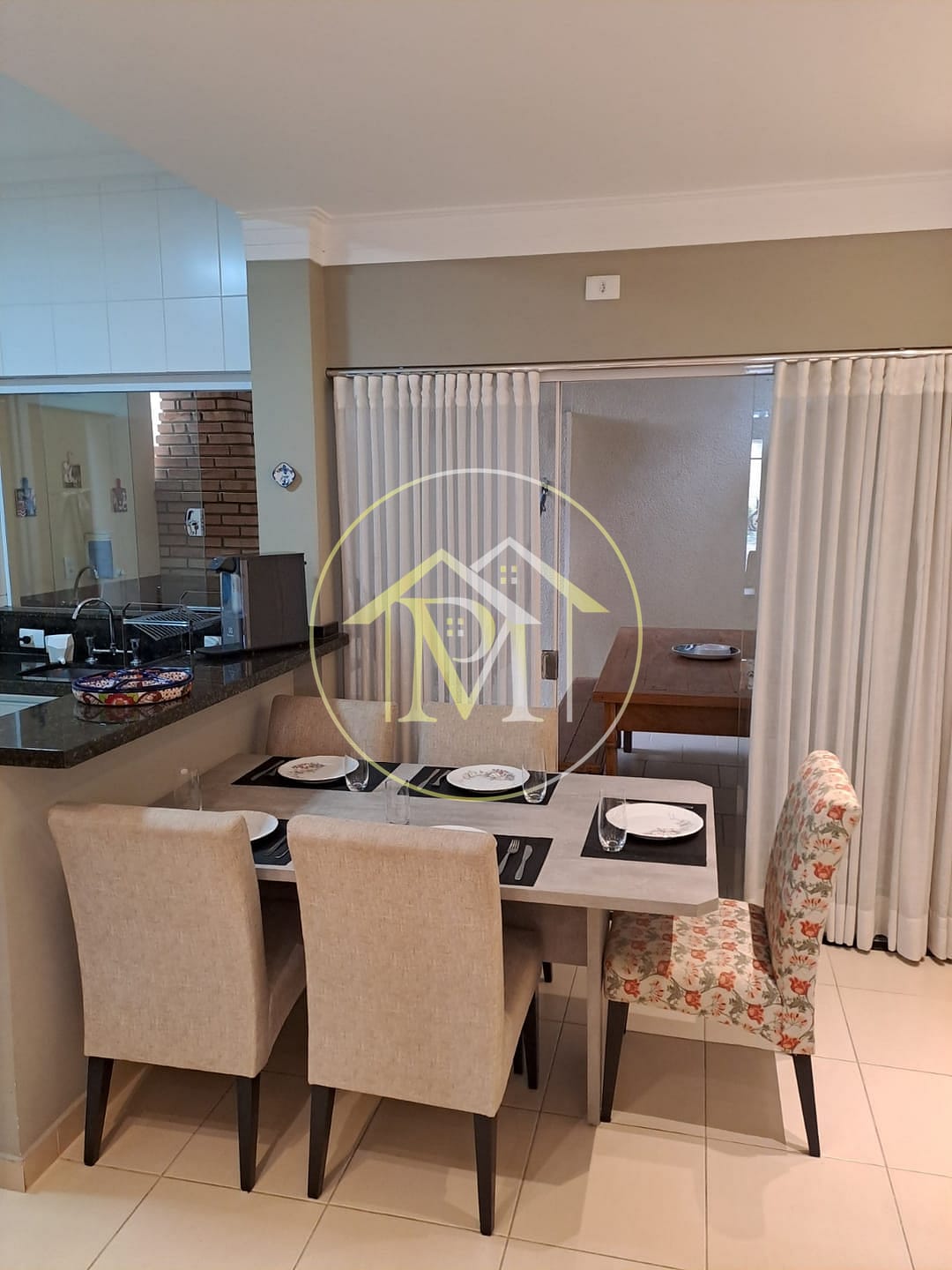 Casa à venda com 3 quartos, 124m² - Foto 3