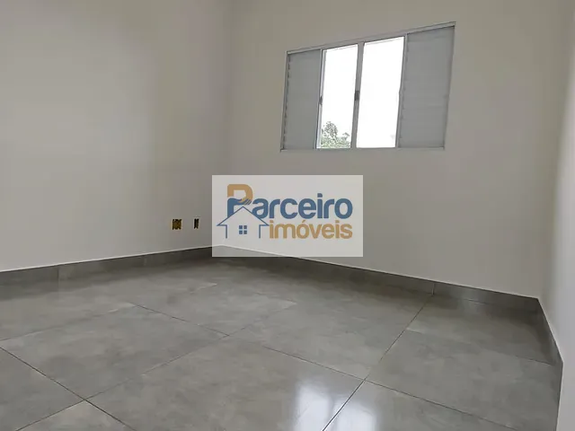 Casa 2 quartos e 1 banheiro, à venda, no bairro Vila Aurea em São Paulo