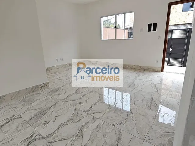 Casa 2 quartos e 1 banheiro, à venda, no bairro Vila Aurea em São Paulo