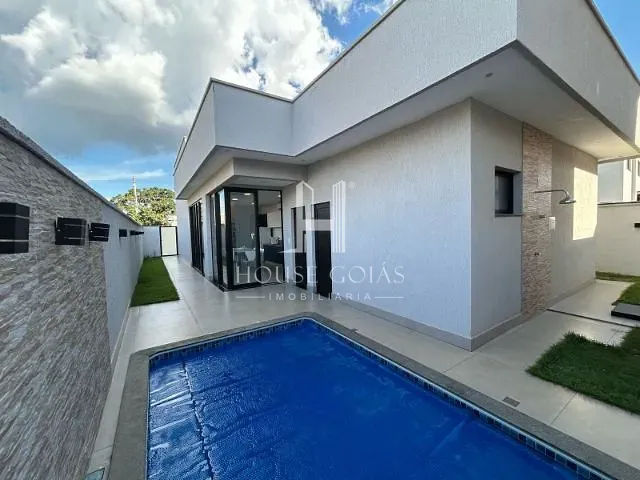 Casa 3 quartos e 4 banheiros, à venda, no bairro Parqville Pinheiros em Aparecida de Goiânia