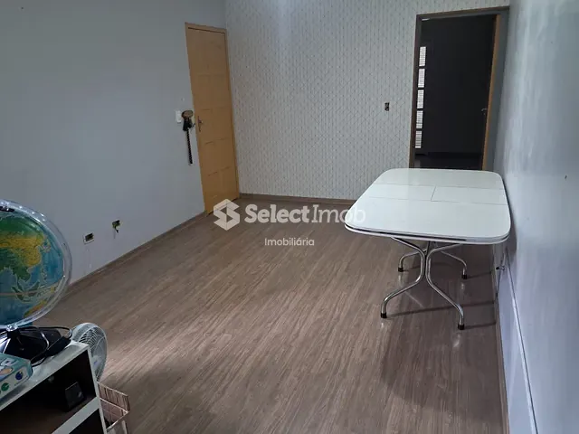 Casa com 100m² 2 quartos e 1 banheiro, para alugar, no bairro Jardim Mauá em Mauá