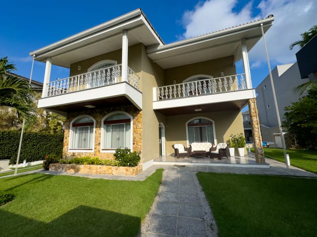 Casa com 700m² 4 quartos e 7 banheiros, à venda, no bairro Recreio dos Bandeirantes em Rio de Janeiro