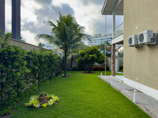 Casa com 700m² 4 quartos e 7 banheiros, à venda, no bairro Recreio dos Bandeirantes em Rio de Janeiro