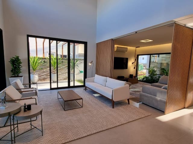 Casa com 720m² 4 quartos e 4 banheiros, à venda, no bairro Condomínio Reserva do Paratehy em São José dos Campos
