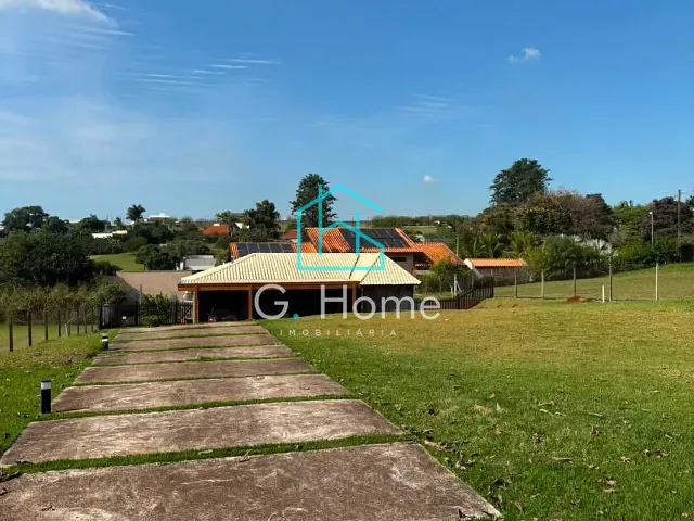 Casa com 1500m² 2 quartos e 2 banheiros, à venda, no bairro Estância Cabral em Cambé