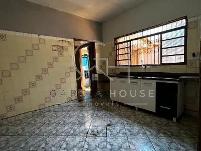 Casa 2 quartos e 1 banheiro, à venda, no bairro Vila Mariana em Ribeirão Preto