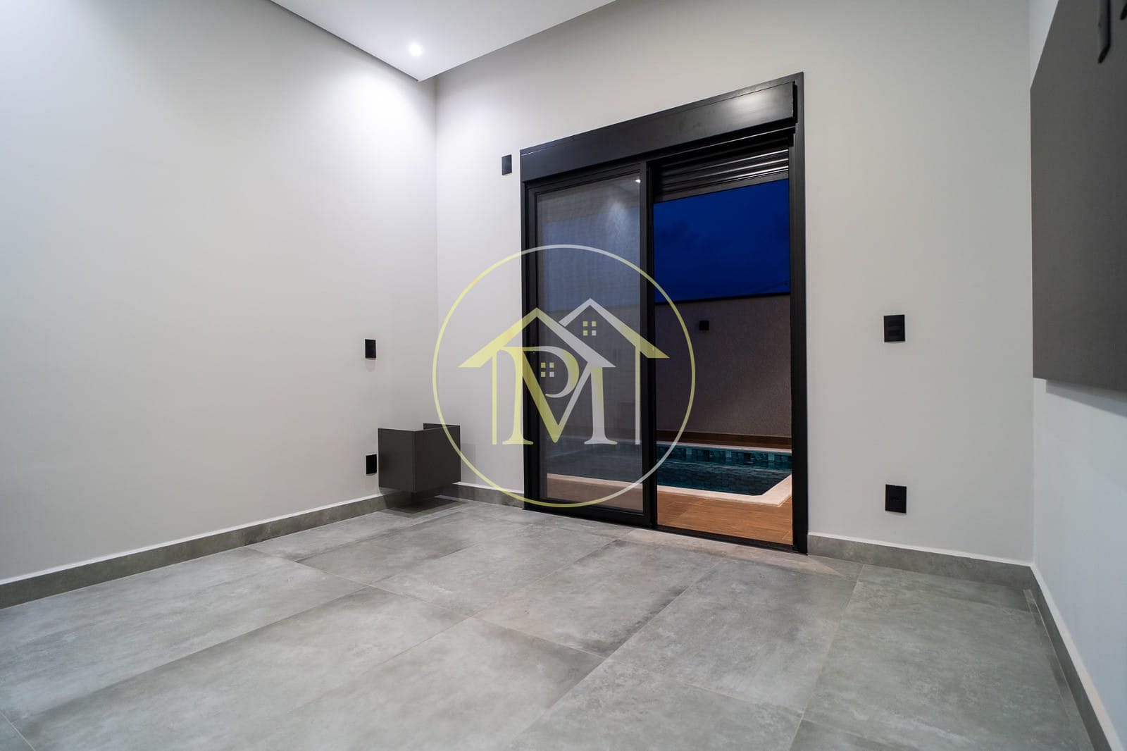 Casa à venda com 3 quartos, 212m² - Foto 7