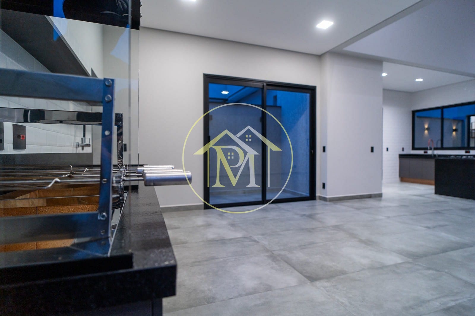 Casa à venda com 3 quartos, 212m² - Foto 10