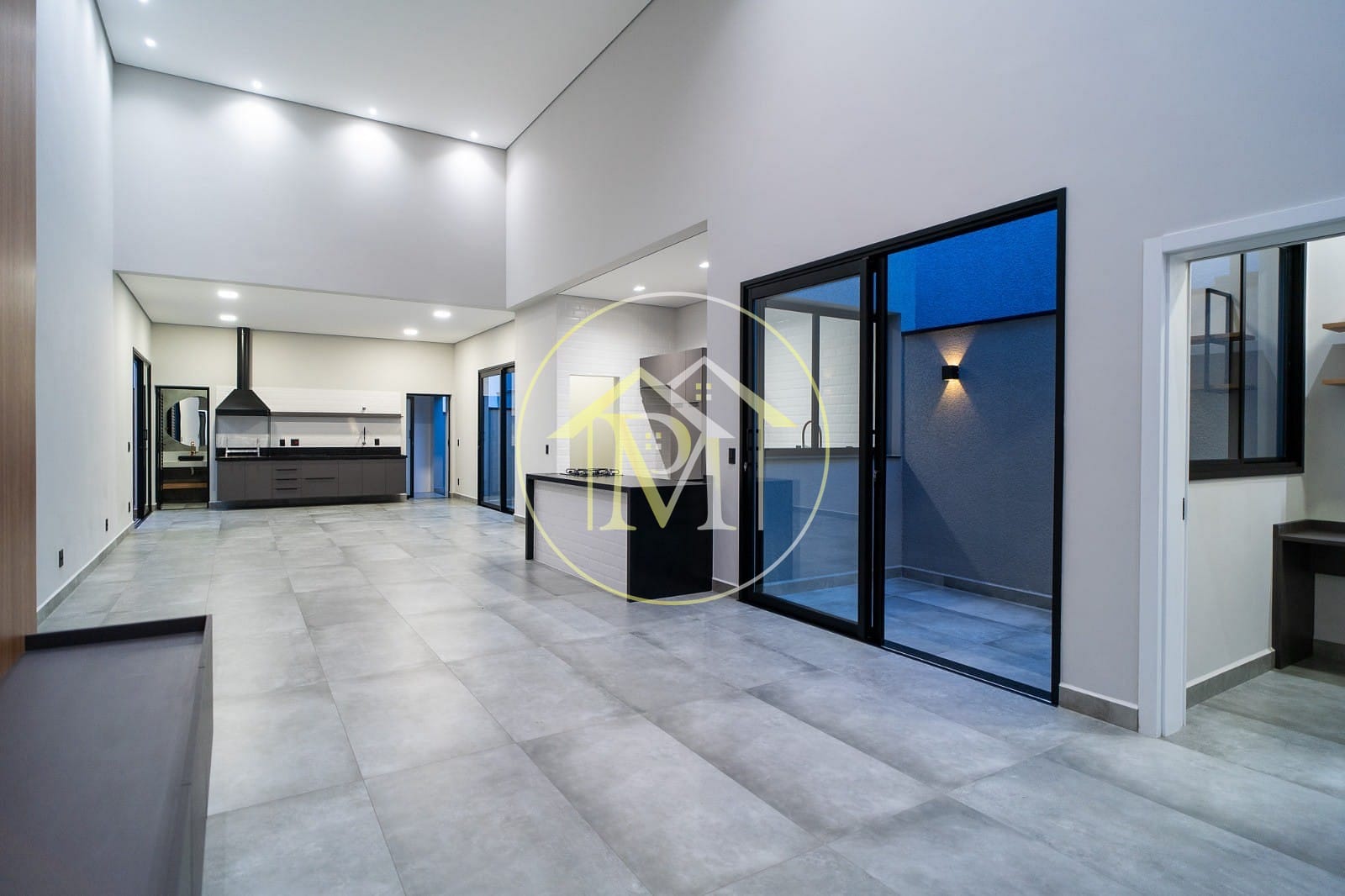 Casa à venda com 3 quartos, 212m² - Foto 44