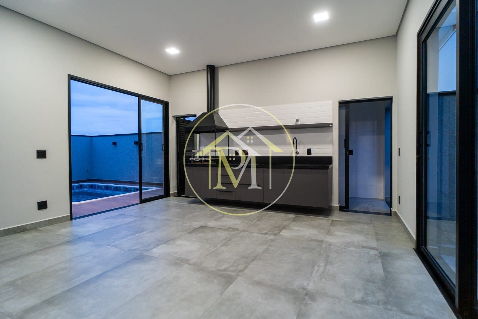 Casa à venda com 3 quartos, 212m² - Foto 55