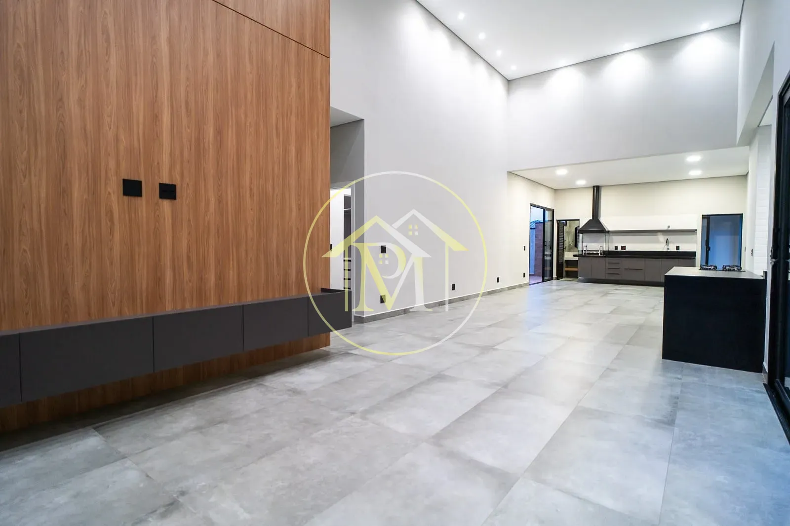 Casa, 3 quartos, 212 m² - Foto 2