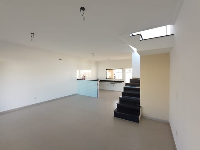 Casa com 150m² 3 quartos e 4 banheiros, à venda, no bairro Morada dos Nobres em Taubaté