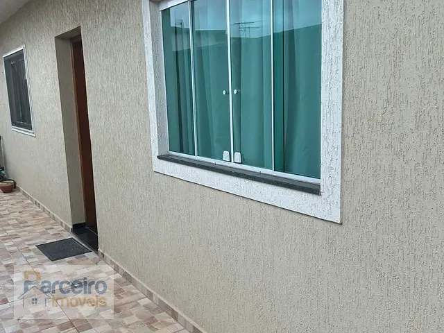 Casa 3 quartos e 1 banheiro, à venda, no bairro Vila Domitila em São Paulo