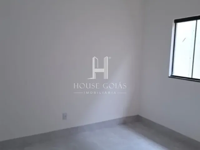 Casa com 180m² 3 quartos e 1 banheiro, à venda, no bairro Jardim Riviera em Aparecida de Goiânia