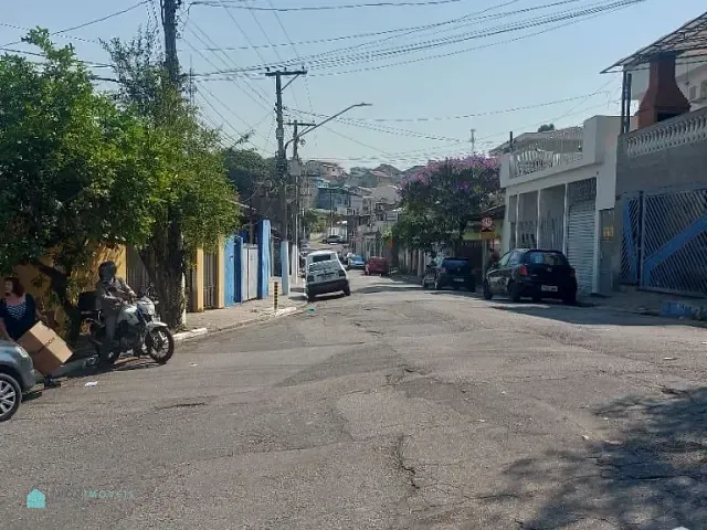 Casa com 230m² 14 quartos e 14 banheiros, à venda, no bairro Vila Cruz das Almas em São Paulo