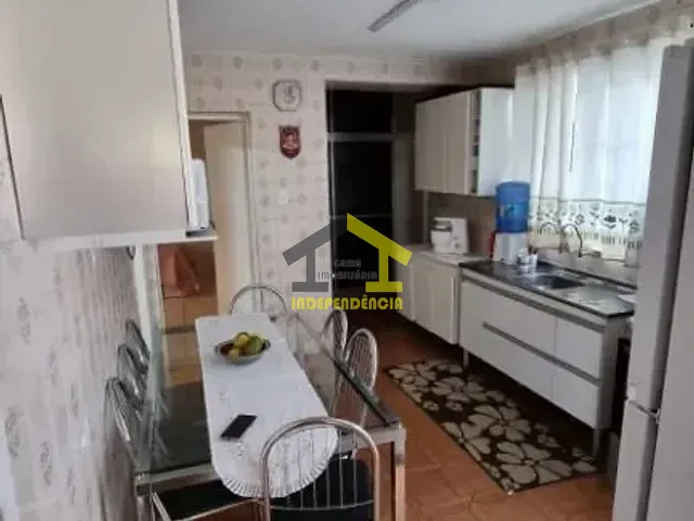 Casa com 310m² 3 quartos e 1 banheiro, à venda, no bairro Cidade Líder em São Paulo