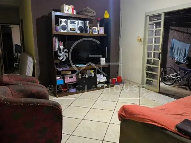 Casa 2 quartos e 1 banheiro, à venda, no bairro Vila Albertina em Ribeirão Preto
