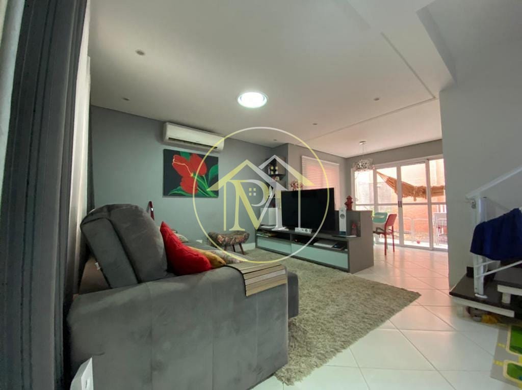 Casa, 3 quartos, 132 m² - Foto 1