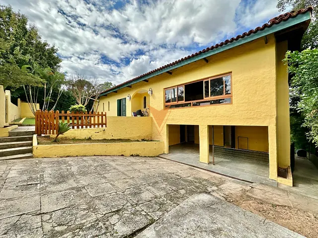 Casa 4 quartos e 4 banheiros, à venda, no bairro Palos Verdes em Carapicuíba