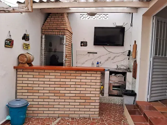 Casa com 210m² 2 quartos e 3 banheiros, à venda, no bairro Vila São Vicente em São Paulo
