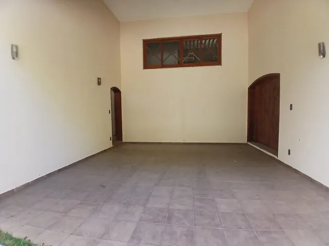 Casa 4 quartos e 6 banheiros, à venda ou para alugar, no bairro Parque das Nações em São João da Boa Vista