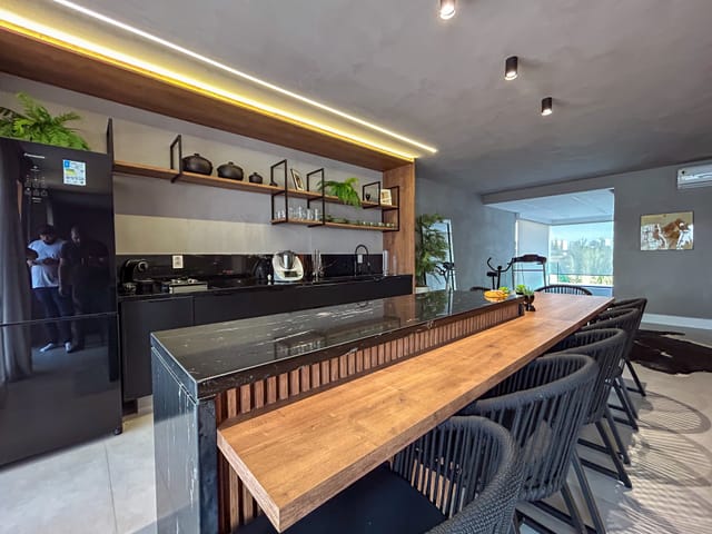 Casa 5 quartos e 8 banheiros, à venda, no bairro Barra da Tijuca em Rio de Janeiro