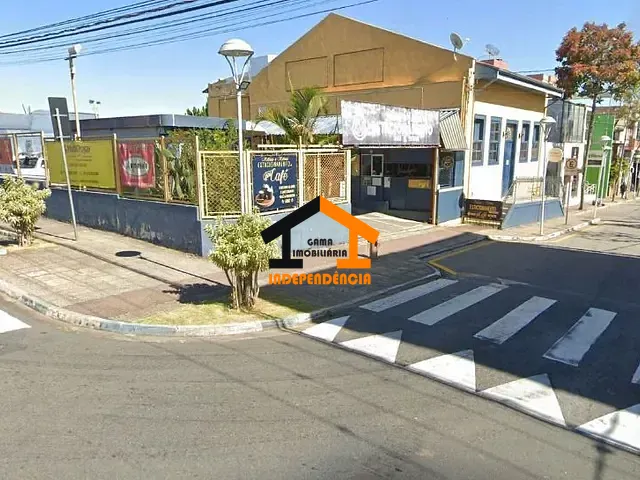 Casa com 913m² 1 quarto e 1 banheiro, à venda, no bairro Centro em Itatiba