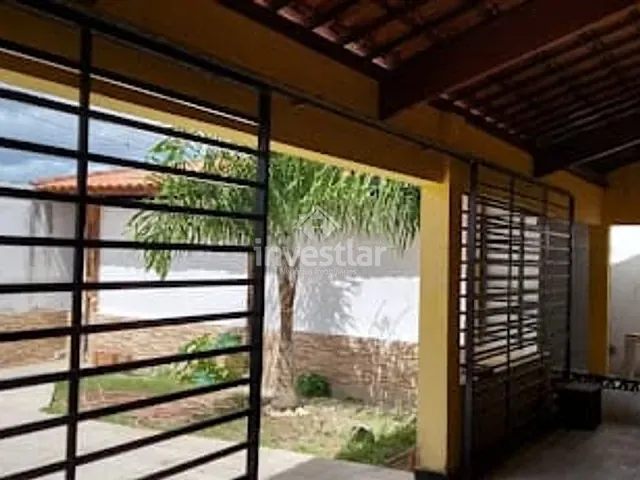 Casa com 325m² 3 quartos e 2 banheiros, à venda, no bairro Cruzeiro em Campina Grande