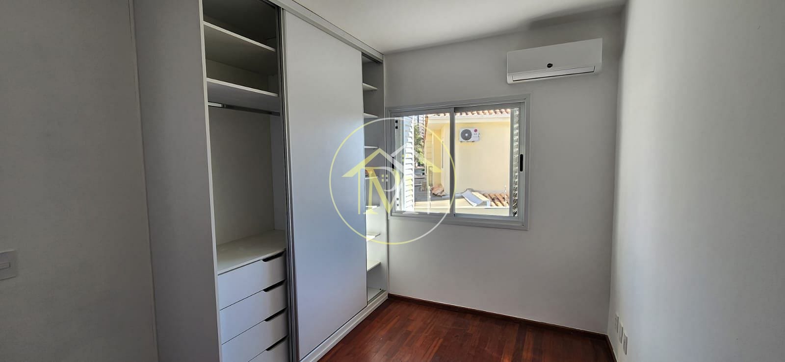 Casa à venda com 5 quartos, 156m² - Foto 18